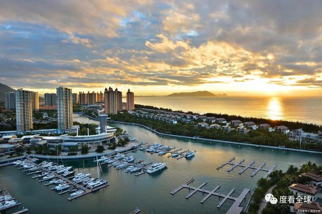 台海两岸局势最新动态，自然美景背后的探索之旅