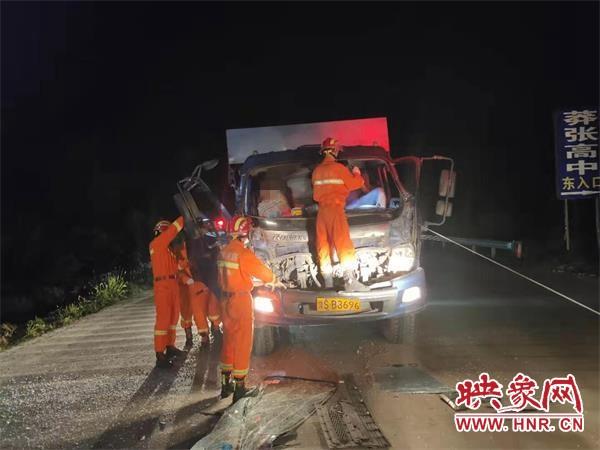 罗山车祸纪实，瞬间改变命运的惨烈瞬间，2016最新事故报道