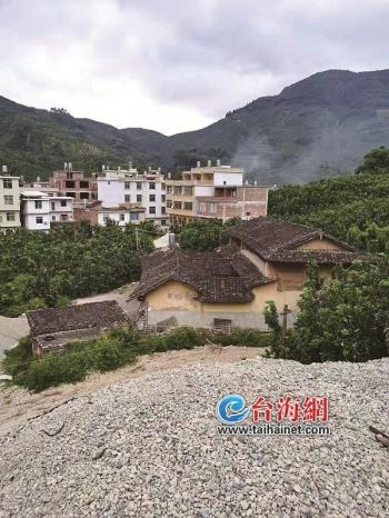 海峡两岸最新一期,海峡两岸最新一期，一场自然美景的探索之旅，寻找内心的平和与喜悦