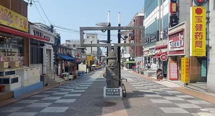 奥莱西街最新情况,奥莱西街最新情况，巷弄中的隐藏瑰宝