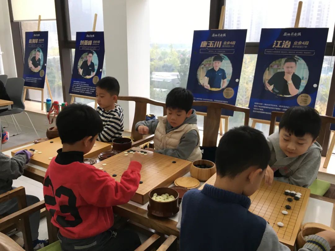 长电科技，科技之光引领未来，创新变革铸就自信之路
